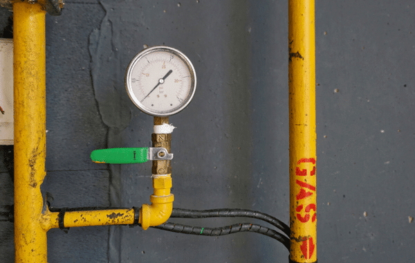 Gas meter. How do gas leaks happen?