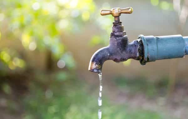 choosing new outdoor plumbing fixtures