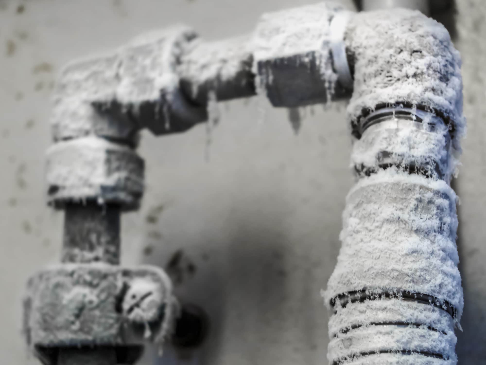 outdoor plumbing winter pipes.